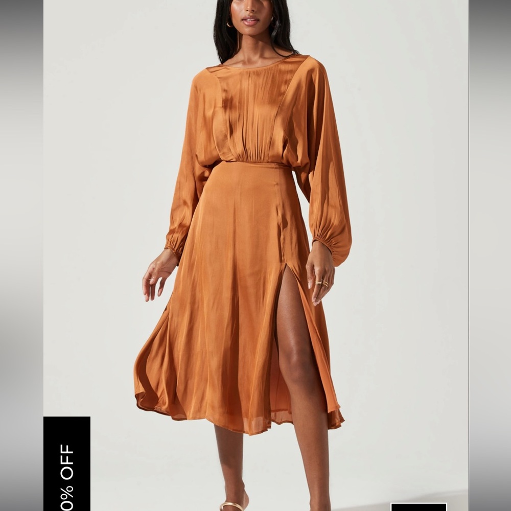 ASTR MARIN DOLMAN SLEEVE MIDI DRESS